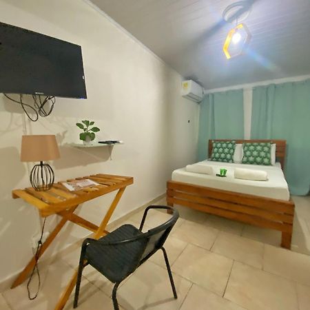 Hostel Travelers צ'יטרה מראה חיצוני תמונה