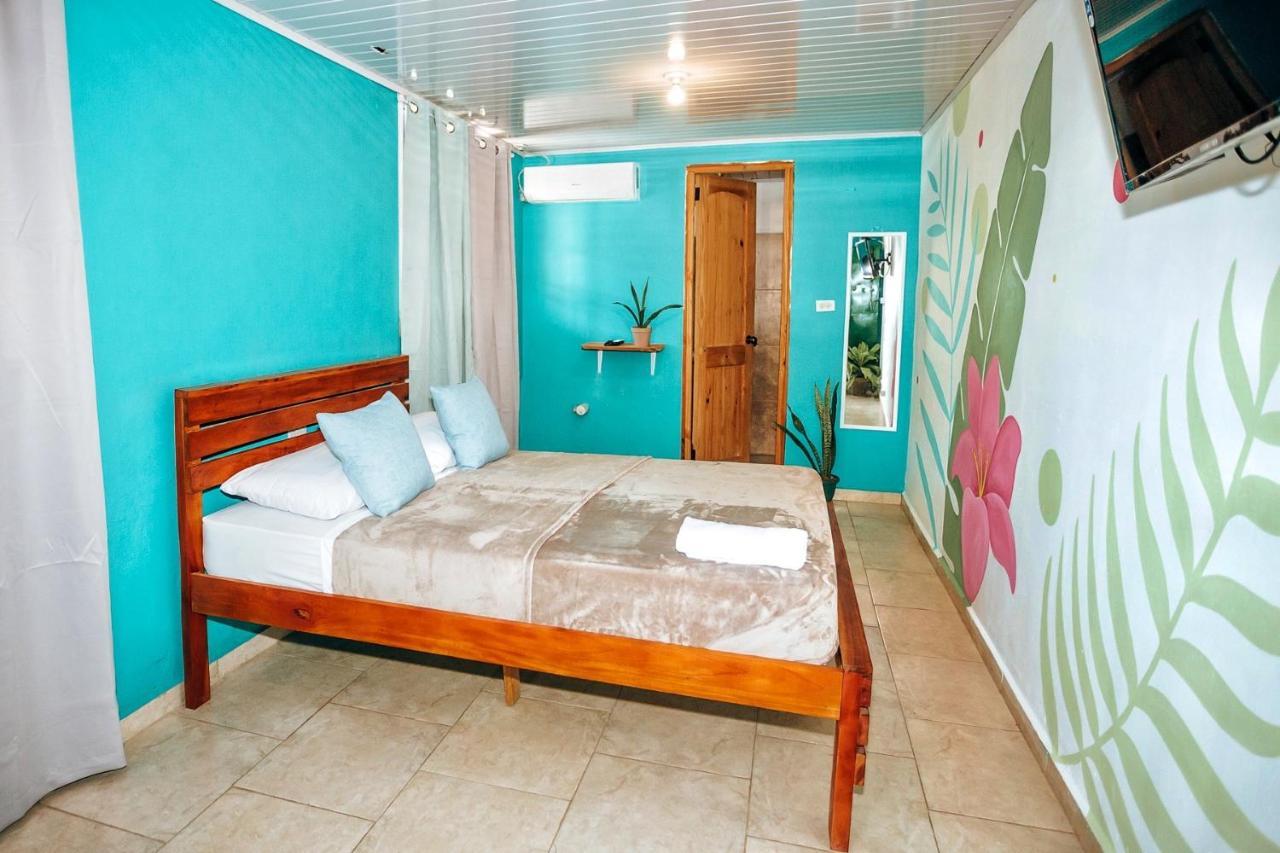 Hostel Travelers צ'יטרה מראה חיצוני תמונה