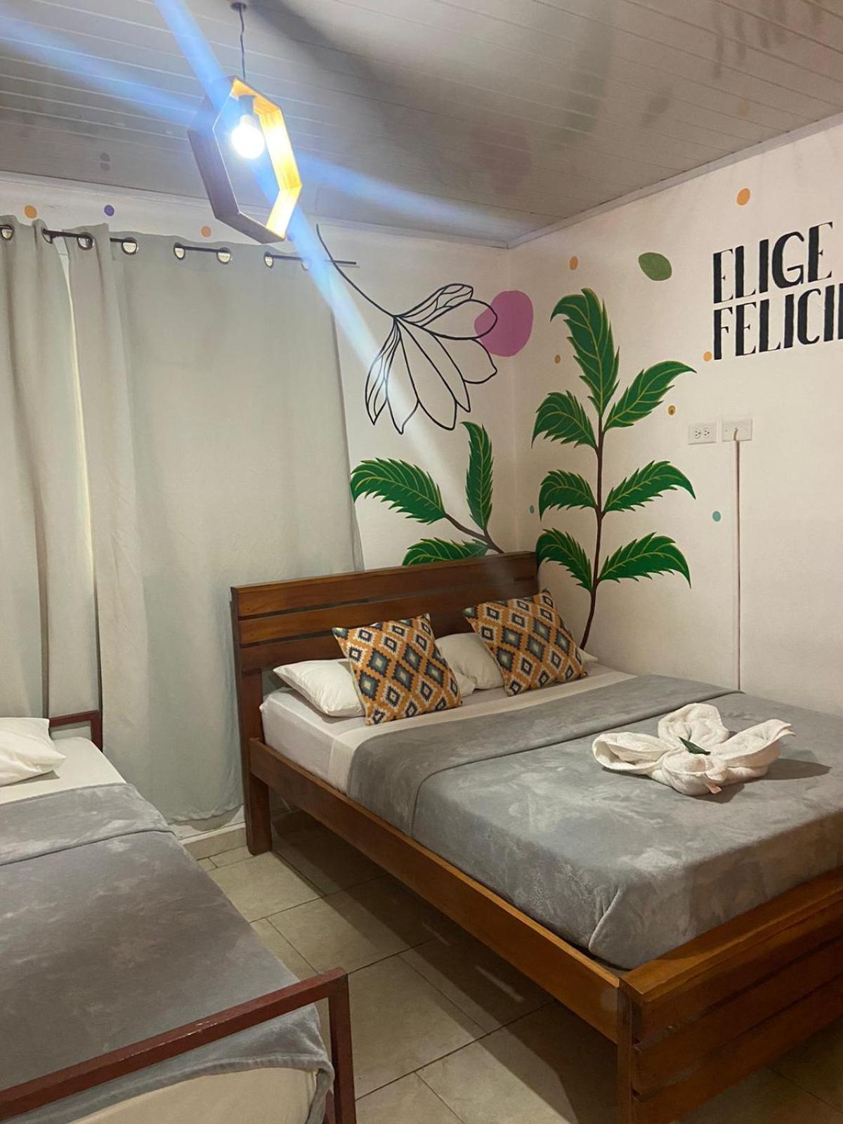 Hostel Travelers צ'יטרה מראה חיצוני תמונה